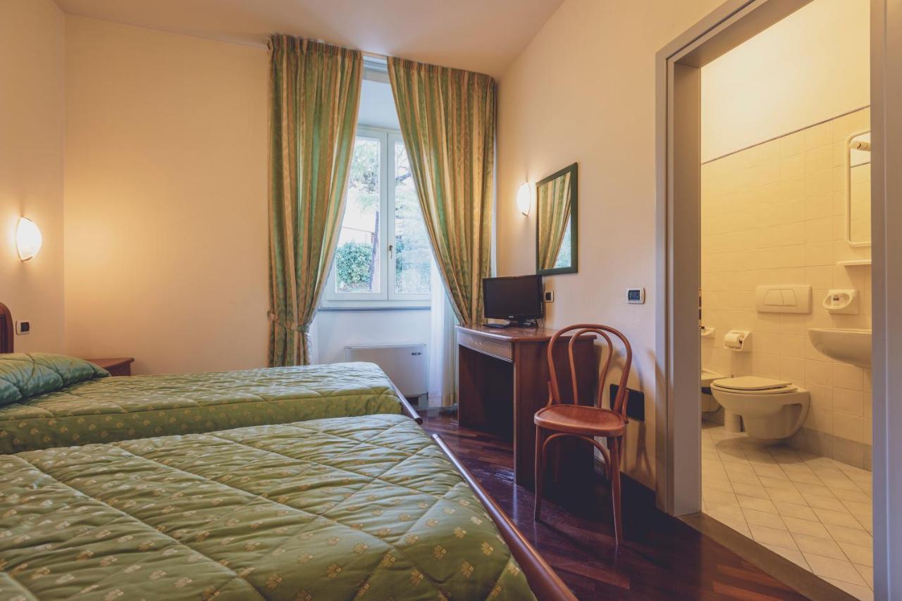 Albergo Ristorante Pasqui Rocca San Casciano Екстериор снимка